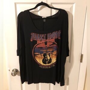 Sweet home, Alabama concert T-shirt, three-quarter length sleeve